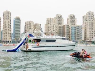 3-5 Hour Birthday Party 82ft Yacht With Cake, Decorations & Drinks Included – Dinner & Inflatables/Slides Optional – (Up to 50PAX)
