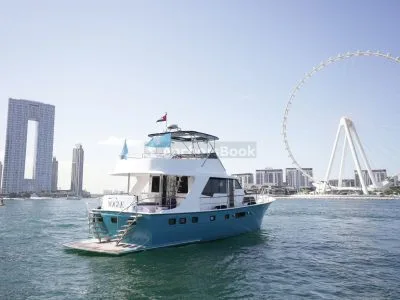 AnchorsBook Fleet: Vogue Luxury Yacht Rental - Hatteras 64ft (22PAX)