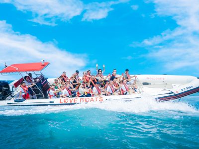 Private Group Speed Boats Tour Adventure in Atlantis and Burj AL Arab
