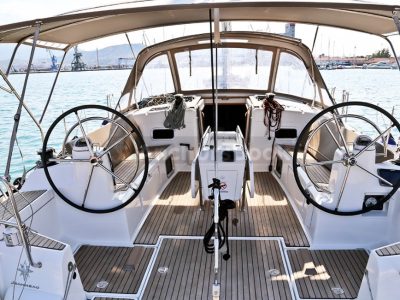 1 Week Sailing Yacht Charter In Loutraki, Greece | AMFITRITI