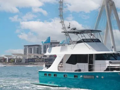 2-4 Hour Birthday Party Package - 64ft Yacht With Cake And Decorations Included