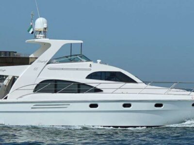 Dubai Private 65ft Yacht For Up To 22 Guests