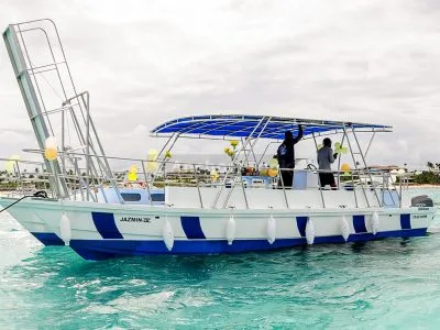Private 4 hour party boat in Punta Cana