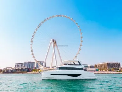 3-6 Hour Birthday Party 62ft Yacht With Cake, Decorations & Drinks Included – Dinner Optional – (Up to 25PAX)