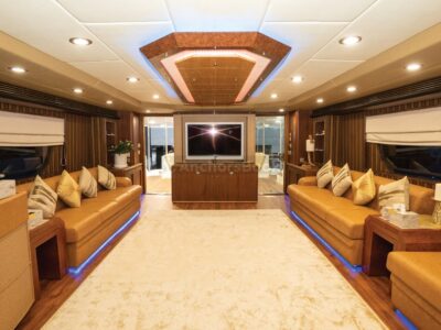 Premium 118ft | Free 🚌 Transfer, & Free 🥂 Unlimited Alcohol + Soft Drinks Included