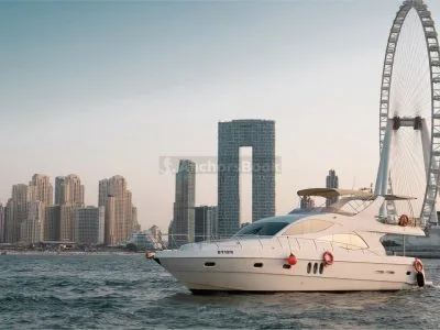 3-5 Hour Birthday Party 61ft Yacht - Included: 🎂Cake, 🎈Decorations, 🥂Unlimited Alcohol & Soft Drinks
