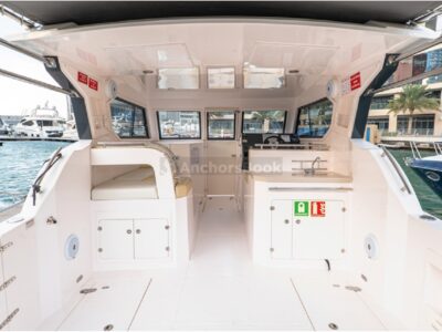 36ft Yacht In Dubai | Free Alcohol Included