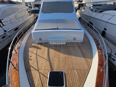 Celebration 81ft For Up To 37 Guests