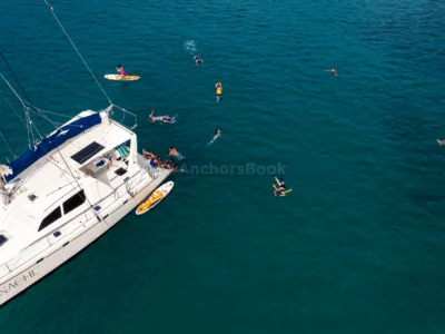 Costa Rica Sunset Catamaran: Snorkeling, Drinks & Fresh Bites