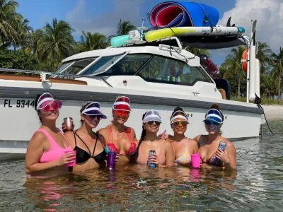 Palm Beach Luxury Day Boat Cruises - 2016 Axopar