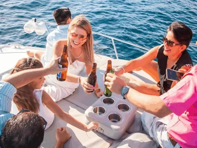 Cabo Private 36ft Yacht – Scenic Cruise & Relaxation