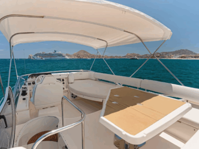 Private Yacht Charter in Cabo San Lucas – Cruise to The Arch