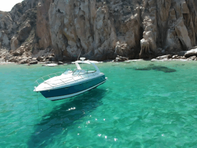 Cabo San Lucas 34ft Private Yacht with Drinks Included