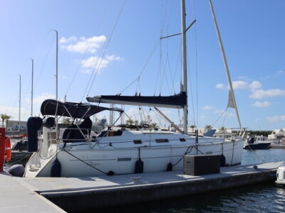 Beneteau Oceanis 37ft Sailboat Rental in Dubai