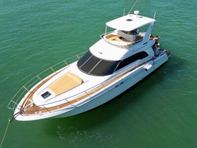 Sea Ray Sedan Bridge 55’ In Miami Florida