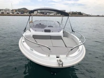 Ibiza: Cap Camarat 5.5 | Stylish Day Boat with Sundeck & Cabin for 2