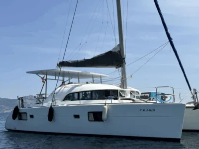 Ibiza Private Catamaran Charter – Spacious Lagoon with SUP & Wi-Fi Included