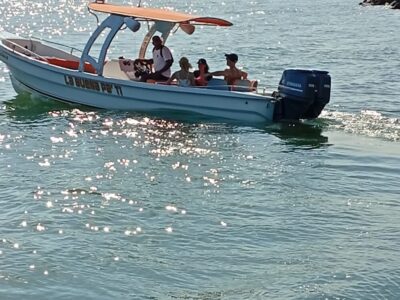 26-Foot Sports Boat Rental in Cartagena – Perfect for Your Next Getaway