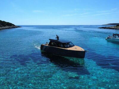 Luxury Colnago 35 Private Sport Yacht in Croatia | Skipper & Hostess Included