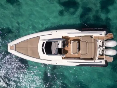 Ibiza Day Boat Charter – LOMAC 850 GT with Skipper Option