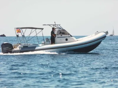 Ibiza: Kardis Mojito 30 – Sporty RIB with Dual Sundecks & Cabin