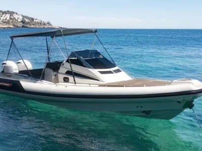 Ibiza Day Boat Charter – LOMAC 850 GT with Skipper Option