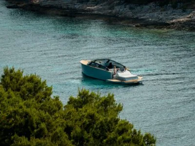 PREMIUM MINI YACHT VALERON IN SPLIT, CROATIA - PELAGOSA 33