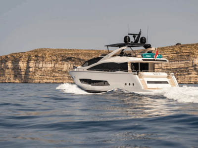 86Ft Luxury Superyacht Charter in Malta for 12 Guests | SUNSEEKER 86 (2016)