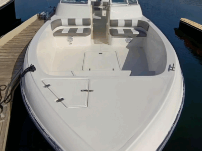 Abu Dhabi Private Island Hopping Tour with Snorkeling & Live BBQ