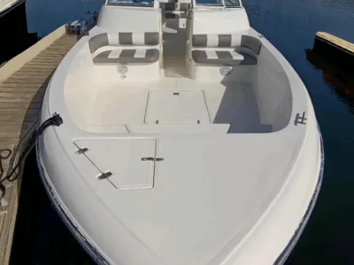 Abu Dhabi Private Island Hopping Tour with Snorkeling & Live BBQ