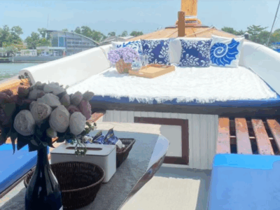 HYPE YACHT 55 Phuket: Phi Phi Island & Maya Bay Luxury Yacht Day Tour | AnchorsBook Photo Custom-Built Boat Charter with Snorkeling, Paddle Board & Fishing Experience in Phuket