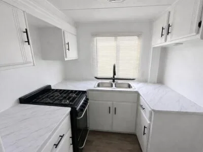 44ft Houseboat With Waterslide and Jacuzzi - In Montreal Up To 20 Guests