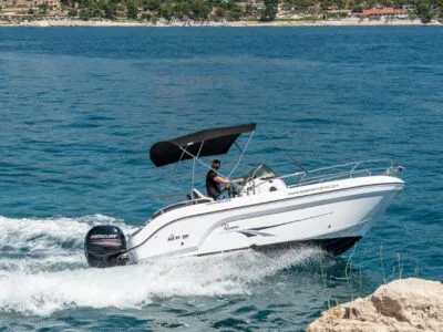Private Ranieri Voyager 21S Boat Tour – Fast & Elegant Adriatic Cruising