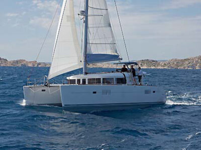 Lagoon 400 Catamaran Charter in Bodrum – 4 Cabins, Skipper & Comfortable Sailing Experience