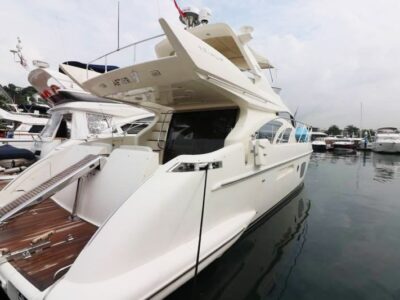 Azimut 55Ft Private Luxury Yacht Charter in Singapore with Water Toys