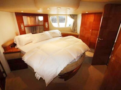 Azimut 55Ft Private Luxury Yacht Charter in Singapore with Water Toys