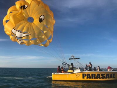 Parasailing In Toronto & Mississuaga (Priced Per Person)