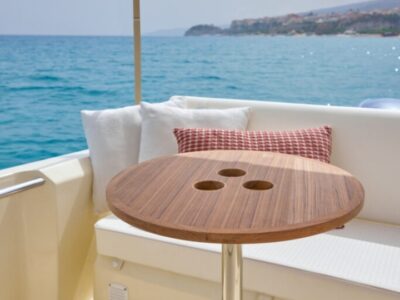 Capoforte SX200 Boat Rental for 8 Guests from Beaulieu-sur-Mer – Explore the Riviera in Style