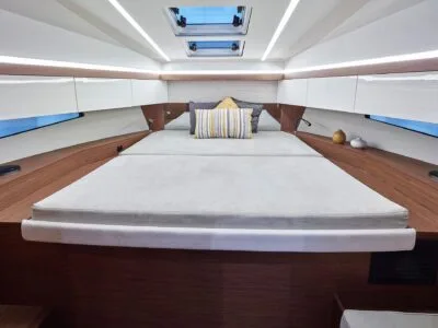 Jeanneau NC33 – Relaxed Luxury Cruising in Latchi