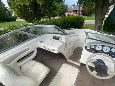 Stingray 185 LX – Easy Coastal Cruising Along Oakville’s Waterfront