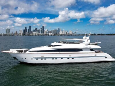 Elite Miami Superyacht Charter | 110ft Maiora Luxury Yacht