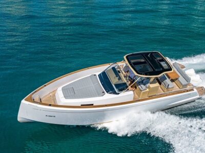 High-Performance Miami Charter Aboard the 40ft Pardo Luxury Yacht