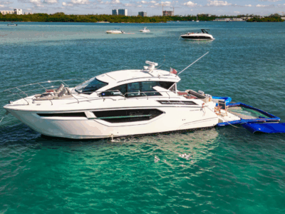 Cruise Miami in Luxury Aboard the 2021 45ft Cantius Yacht