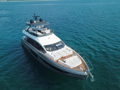 2023 Azimut 68 Fly | Modern Italian Luxury Yacht Charter in Miami