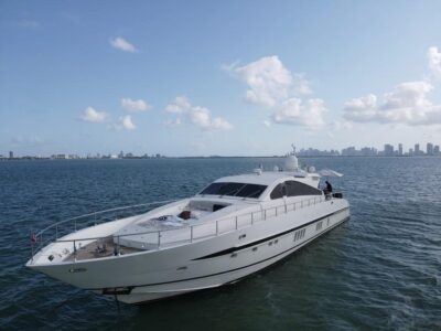 Miami Superyacht Experience | 95ft Leopard with Jacuzzi & High-Speed Performance