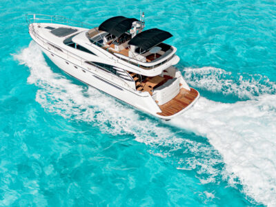 VIP Yacht Living on the Caribbean Sea | 65ft Fairline Squadron Charter in Cancun