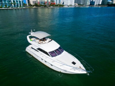 Luxury 48ft Princess Flybridge Yacht Charter in Miami