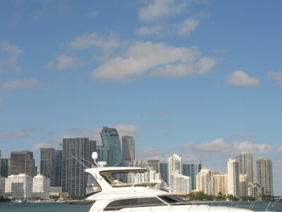 Luxury Miami Yacht Charter Aboard the 52ft Sea Ray Sedan Bridge