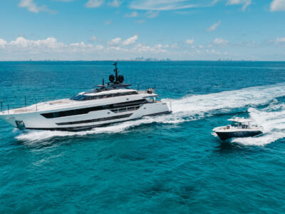 125' Custom Line Superyacht Charter in Miami | Hot Tub, Seabobs & Luxury Crew Included
