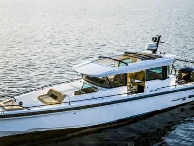 Luxury Axopar 37 XC Charter in Charleston – Cruise the Harbor & Coastal Islands